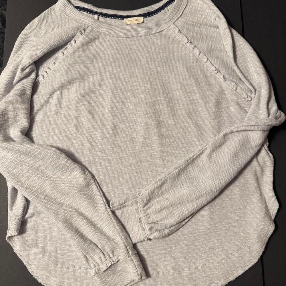 Anthropologie Pilcro Woman’s knitwear light grey long sleeves Pullover Sweatshir - Picture 2 of 8